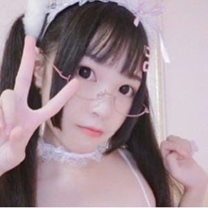 《迷人的美少女芋喵喵整理合集，让你爱不释手！》