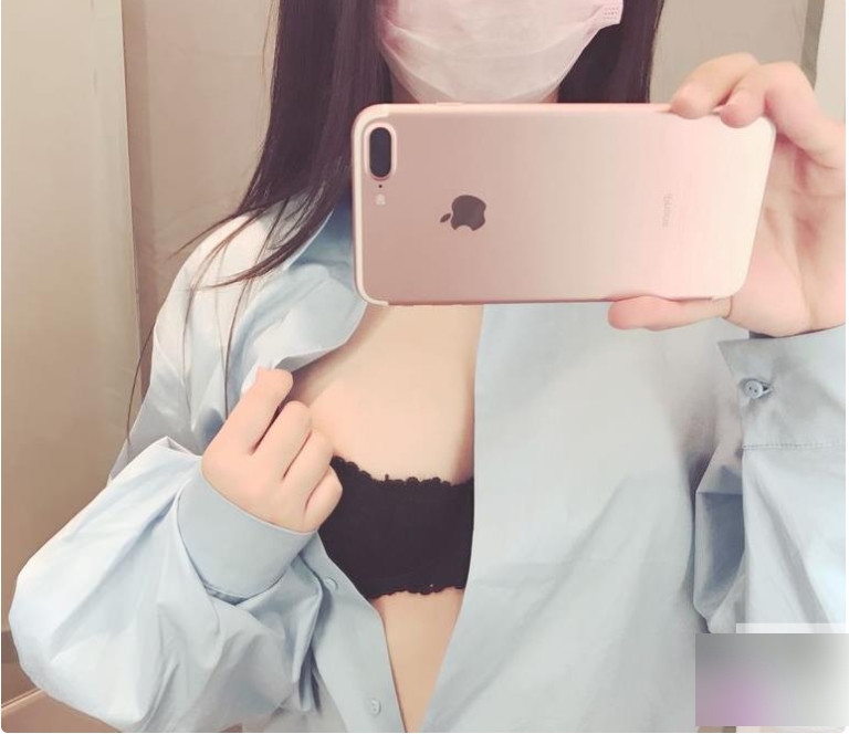限时抢购精选美女芝麻酱无圣光合集，让你欲罢不能！
