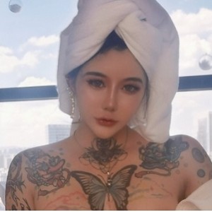 私拍火爆白富美，性感Chloe