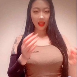 快手人气大灯主播欣妹妹的合集