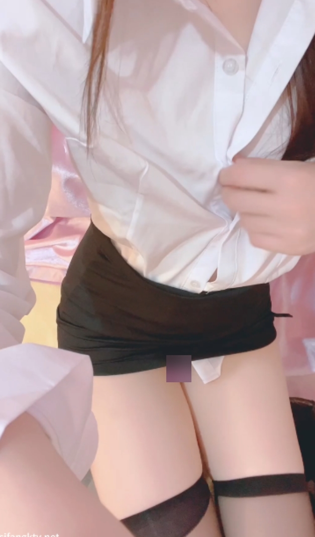 转载搬运:转载搬运服务耀灵:高亮灯私人定制:个性化定服装务牛仔裤老师:牛仔裤讲师强上:强化训练毒舌女上司:挑剔女上司2V+2G:双V双G技术百度盘:百度云资源
