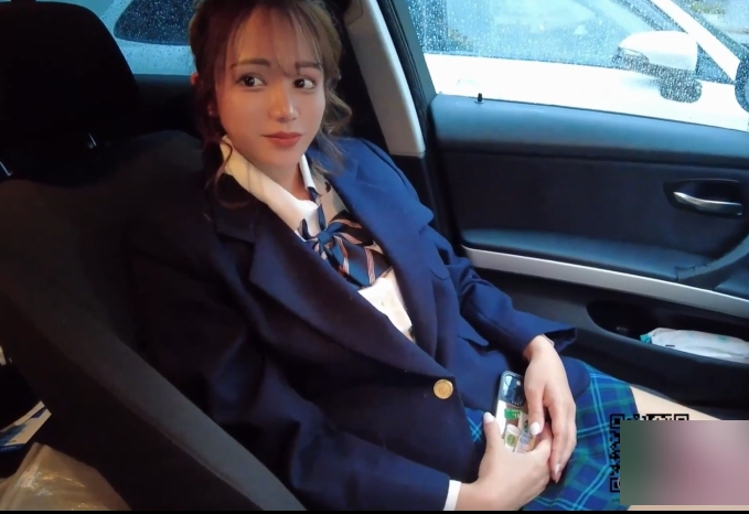 《百度盘:美女图书馆中的1V喷泉,让你玩弄想象力!》