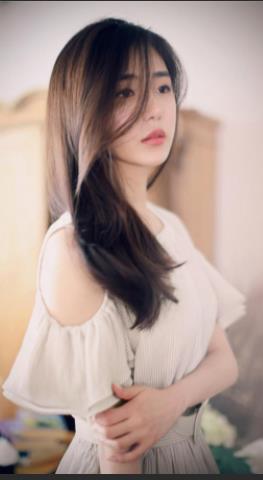 超美小学妹的新单集：咬一口小奈樱