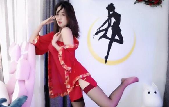 斗鱼和熊猫TV的超人气高颜值精选主播二娃的火箭群合集