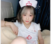 清纯系短发萌妹子米拉甜美视频,稚嫩婴儿肥胡子收藏