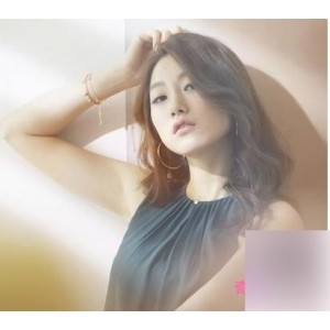 日系美女吉克隽逸作品合集：1集1.14G，双人轻度SM剧情游戏