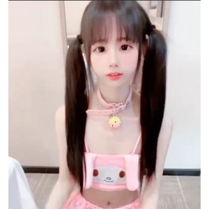 小雯宝宝：超幼齿露脸合法妹子，清纯妩媚放飞自我视频大放送！
