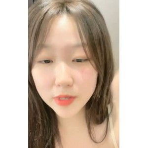 美女小川：勇敢挑战大怪兽，放飞自我视频2.15G
