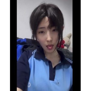 抖音网红张人：12万粉丝身材颜值双绝[18V-549M]