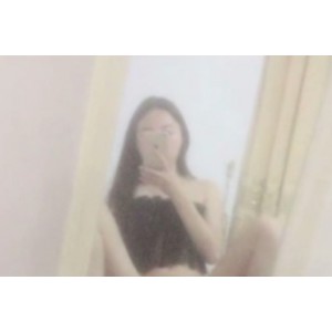 黑森林大美妞自录特写视频，4.05GB