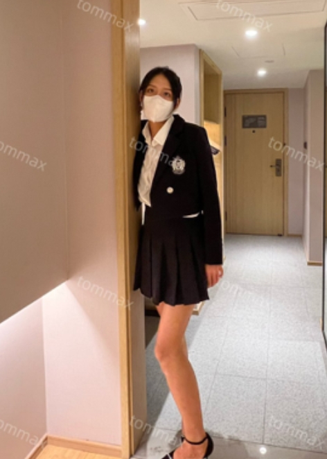 推特热议:美女一枫叶子懵逼大爷,视频228p13v,大小142M