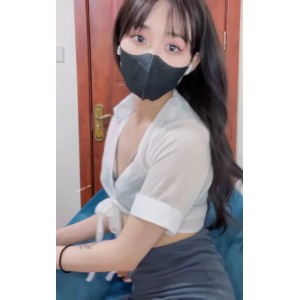 福利姬桃子：视频36个，总计3.87G，收藏490，新增2个