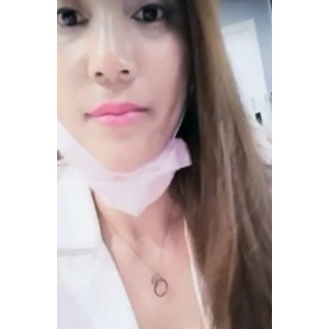 暇接触。这个视频合集包含了众多精彩的户外场景，展示了叶子姐姐的勾引魅力和放飞自我的个性。无论是团建活动还是个人娱乐，这个大合集都能满足你的需求。视频数量众多，让你尽情享受叶子姐姐的魅力，而且还特别为手机用户做了压缩包，方便存储和观看。快来百度盘下载，一起领略户外叶子姐姐的魅力吧！