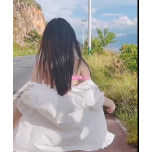 露娜Luna000：百度收藏491个户外展示视频，新增7个健身视频，展示健康生活方式