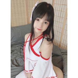 斗鱼美女樱井宁宁COS作品下载：百度ED2K围裙厨房大尺