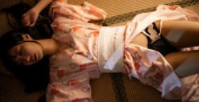 喵喵梓黑丝与和服视频资源合集21G性感女神魅力全景展现