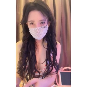 ，让人们对她的魅力无法抗拒。如果你也是星冰乐的粉丝，那么这一系列视频绝对是不可错过的珍藏！