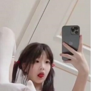 00后清纯小妹[6V290M]