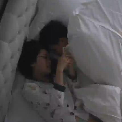 骚学妹变银娃乐橙视频10部1.49G太火辣了