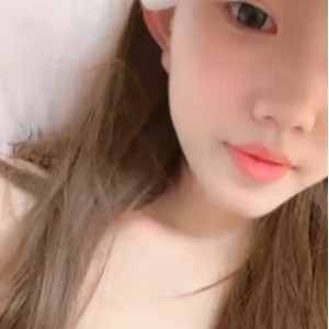 推特乔乔妹妹黑框眼镜双马尾24v18.4g优质