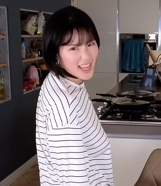 25部香蕉妹Obokozu百度热舞合集505G让人心跳加速