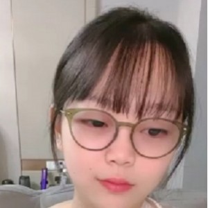 优质豹纹裤少女掰臀私拍1V1.1G蜜桃太炸裂