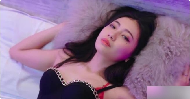 夏暮光JVID绝美作品68P3.2G金发尤物神似芭芭拉