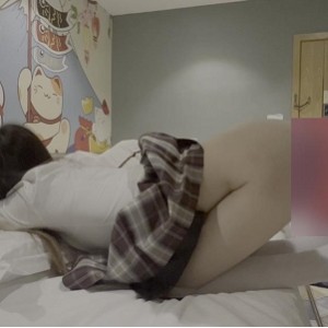 网络泄露乖乖女舞蹈生吃瓜视频23V合集6G太水灵了
