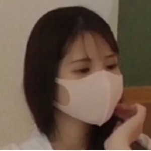 FC2妖娆素人小岛由香暧昧互动2V2.45G身段太馋人
